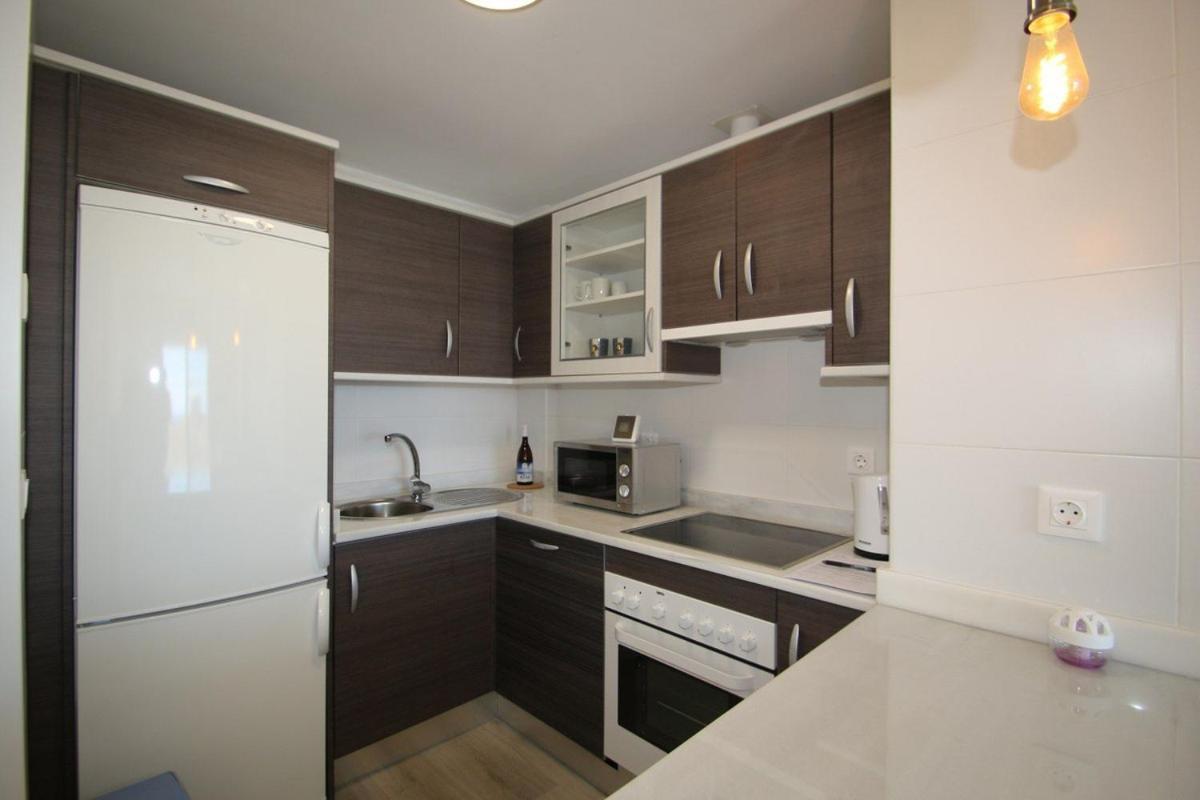 Small Oasis Nelson Mandela Apartment With Sea View, Two Bedrooms, Parking, Terrace And Pool Manilva Extérieur photo