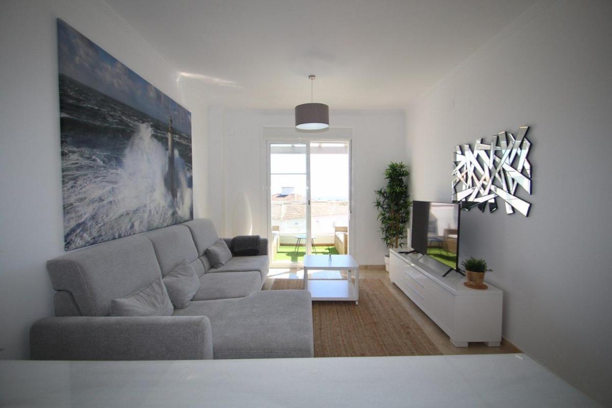 Small Oasis Nelson Mandela Apartment With Sea View, Two Bedrooms, Parking, Terrace And Pool Manilva Extérieur photo