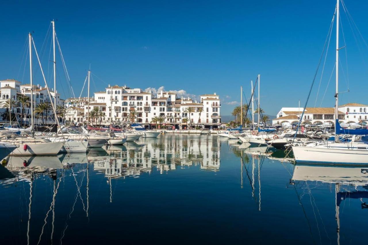 Small Oasis Nelson Mandela Apartment With Sea View, Two Bedrooms, Parking, Terrace And Pool Manilva Extérieur photo