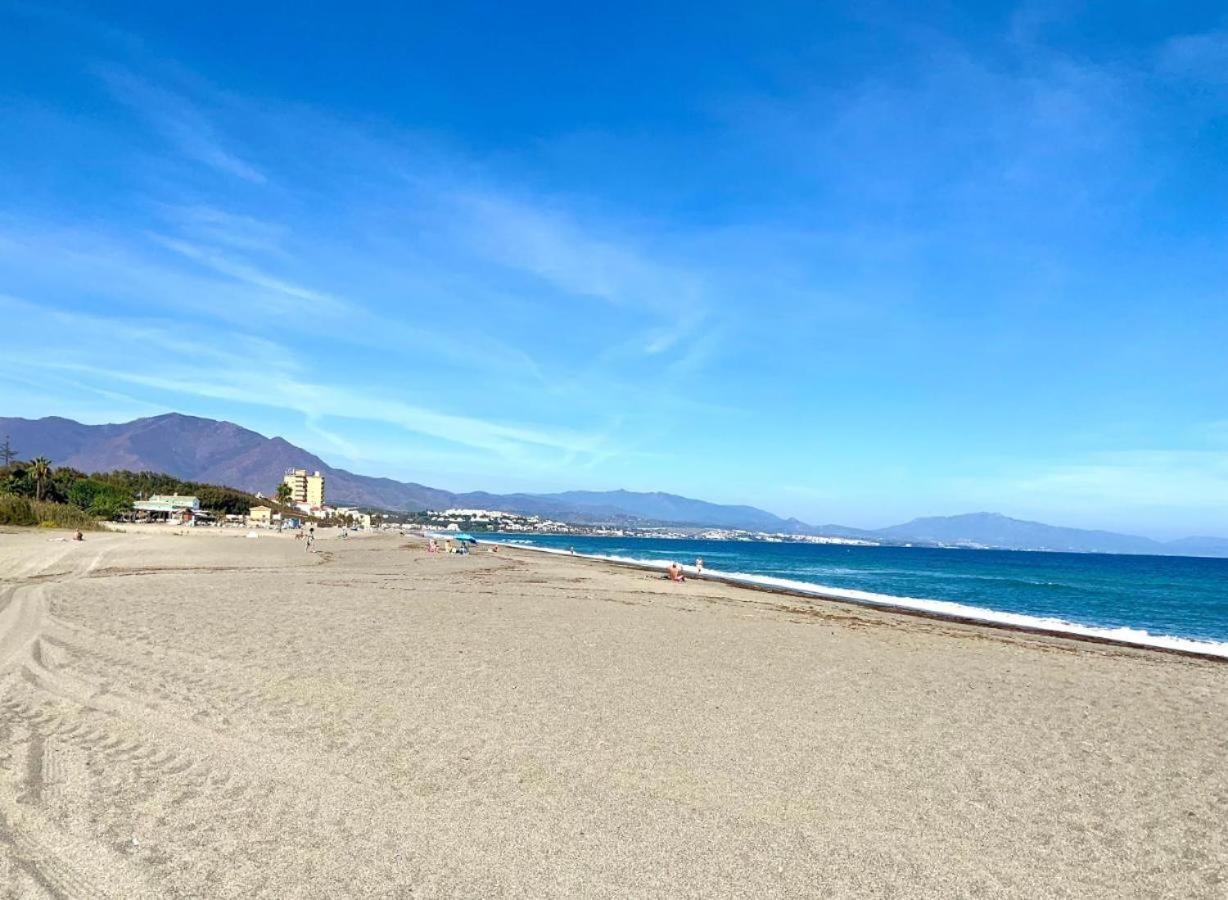 Small Oasis Nelson Mandela Apartment With Sea View, Two Bedrooms, Parking, Terrace And Pool Manilva Extérieur photo